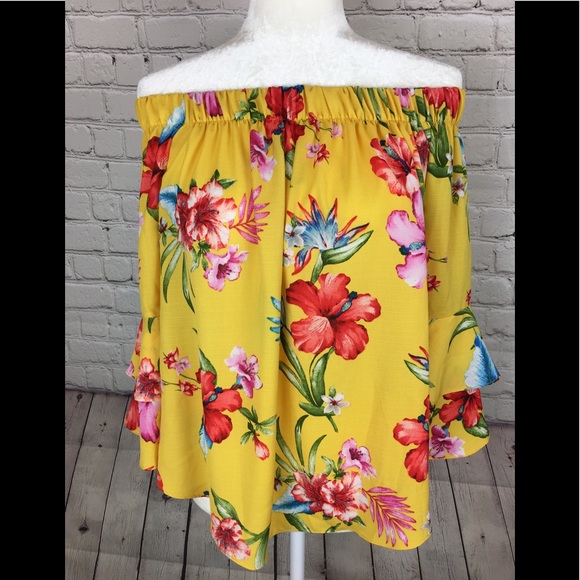 Tops - C off shoulder yellow floral top